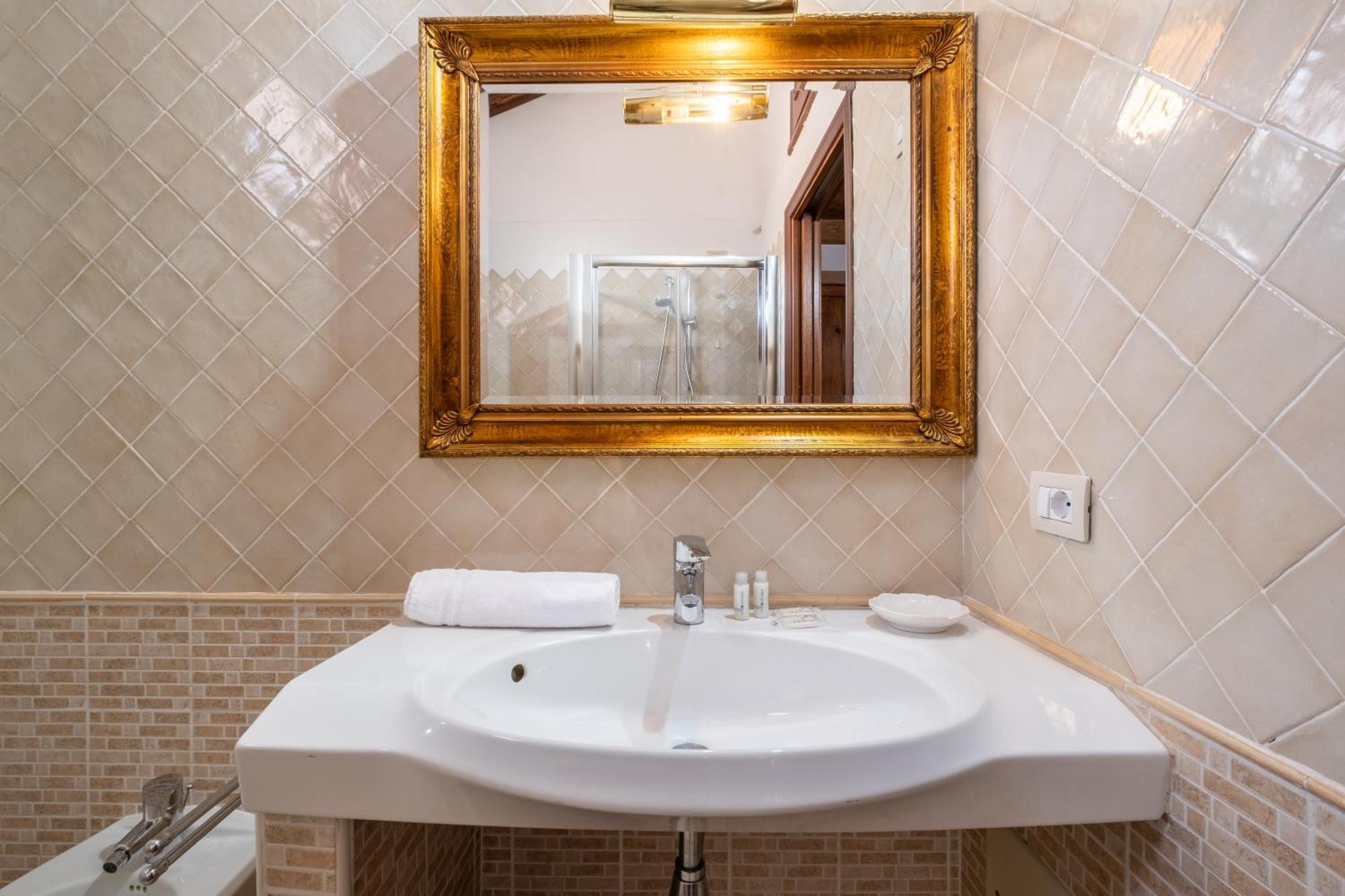 Corte Cristina & Suites Quartucciu Kültér fotó